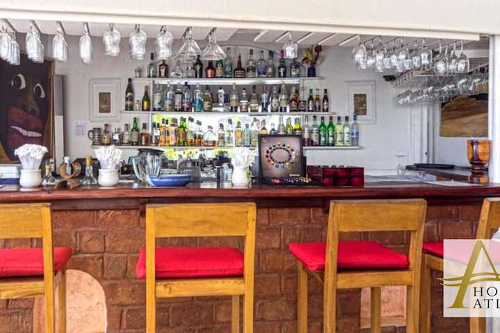 Lounge 59 of 79