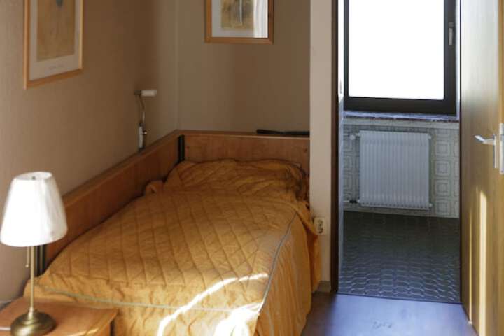 Room 18 of 81