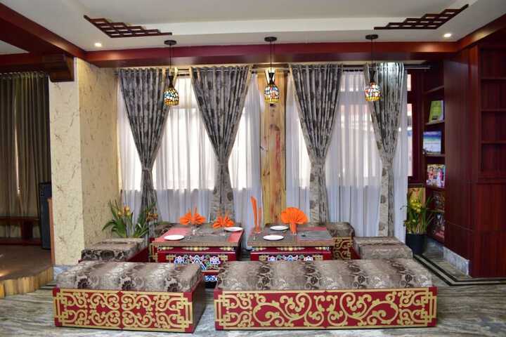 Room 5 of 20