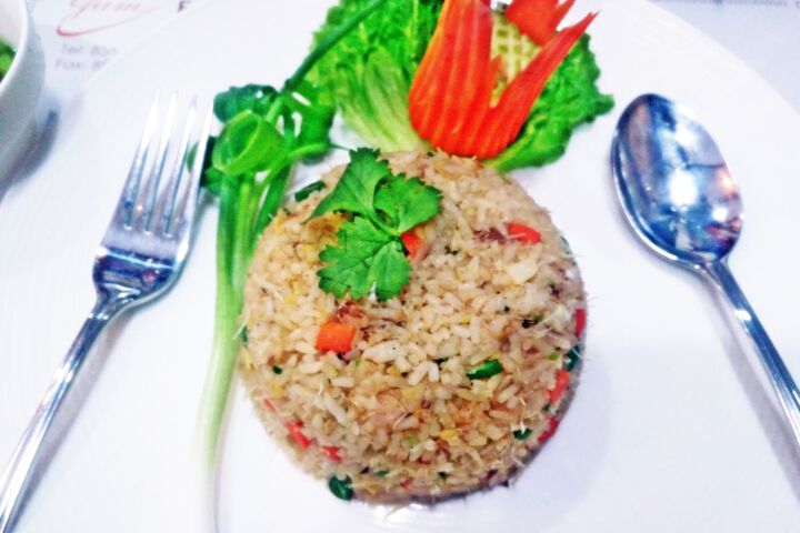 Dining 90 of 110