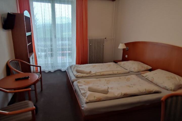 Room 15 of 88