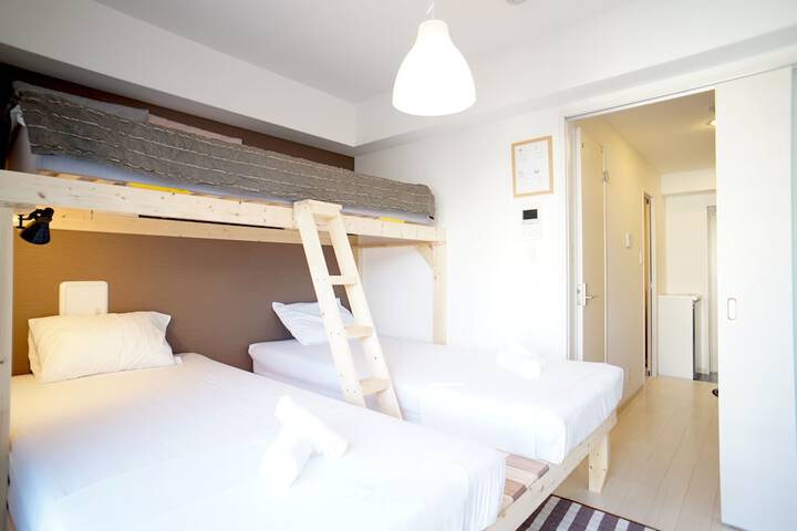 Room 10 of 45