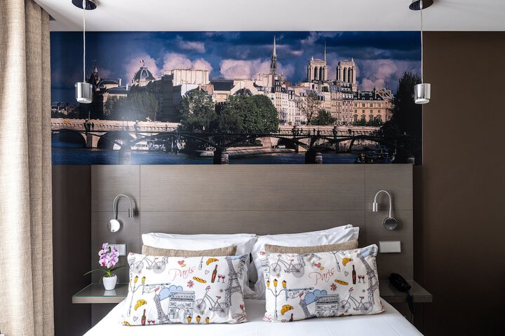 Room 48 of 95