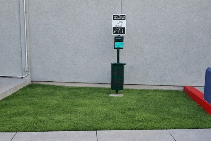 Pet-friendly amenities