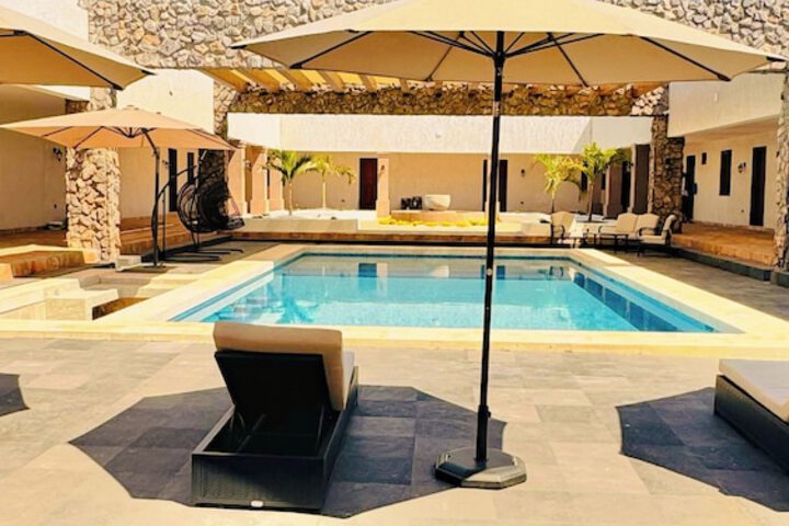 Pool 18 of 29
