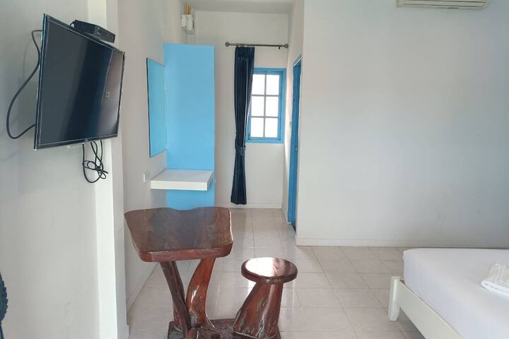 Room 72 of 135