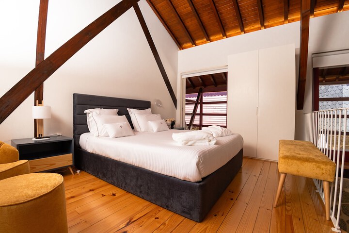 Room 20 of 76