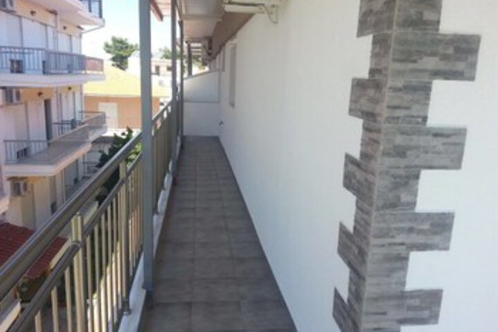 Terrace/Patio 2 of 8
