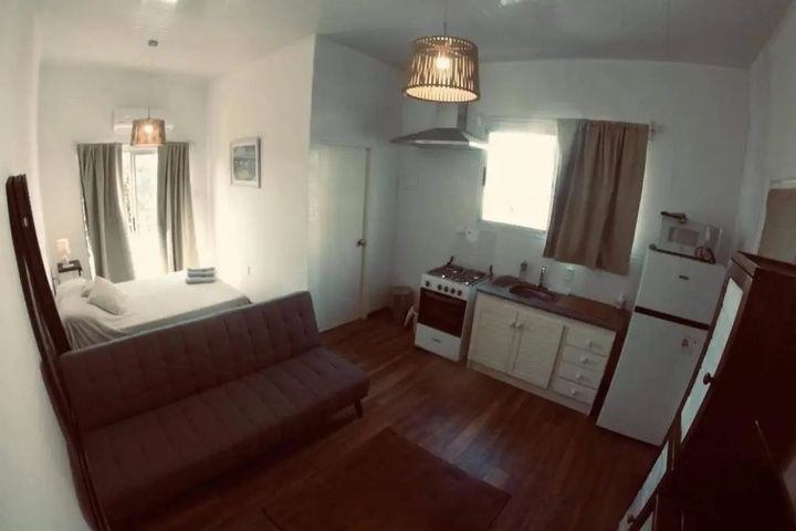 Room 2 of 5