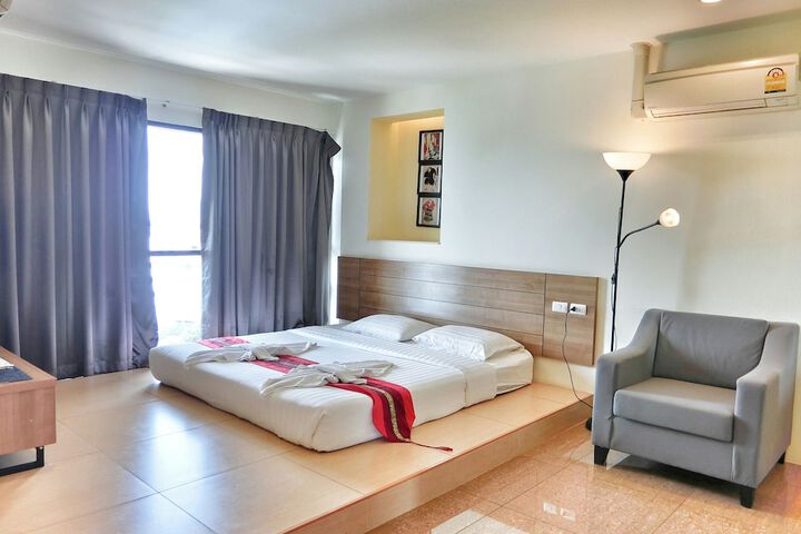 Room 15 of 43