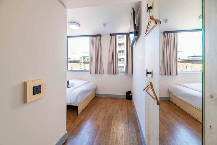 Room 17 of 55