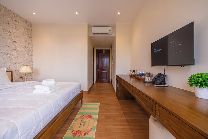 Room 16 of 34