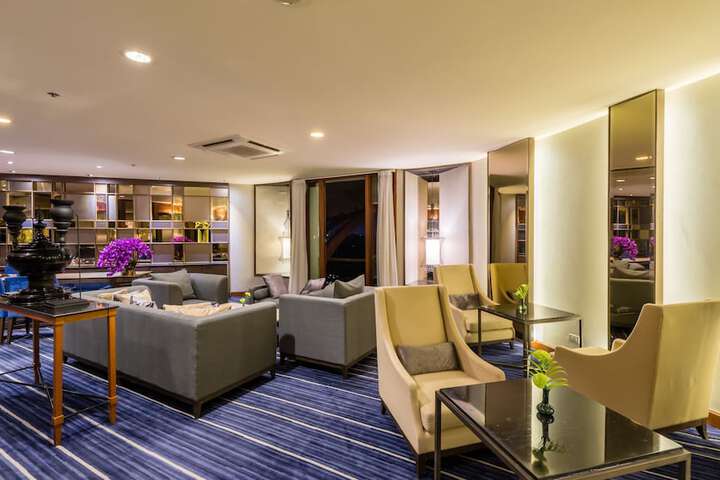 Guest Lobby