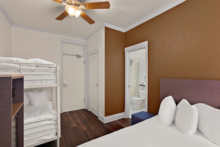 1 Queen Bed Larger Room Work Desk Microwave and Refrigerator (25 of 34)