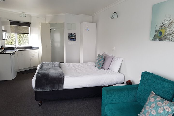 Room 8 of 28