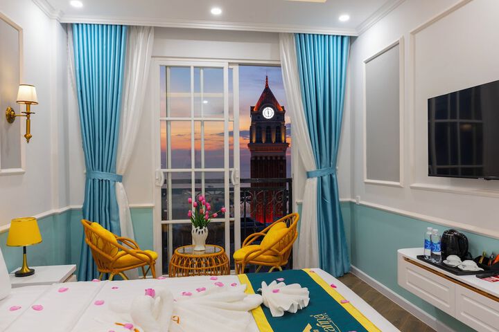 Room 27 of 75