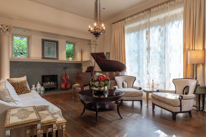 Guest Lobby