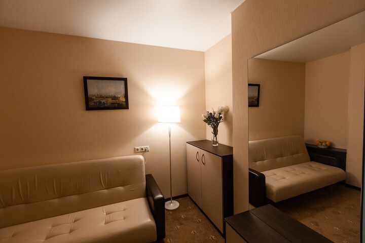 Room 21 of 46