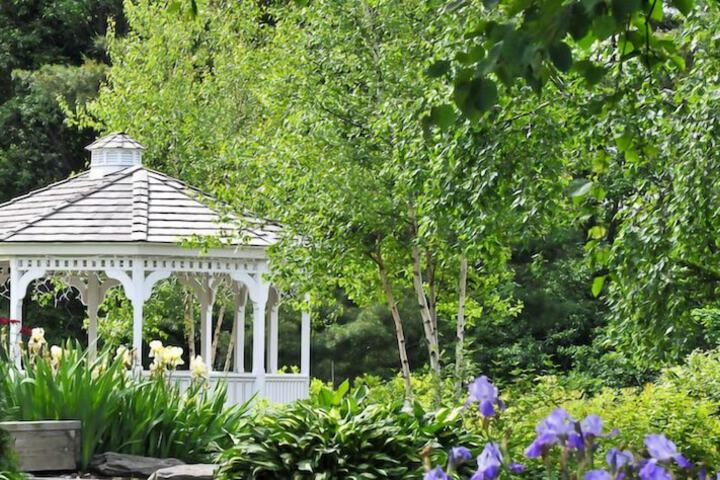 Hotel Exterior 122 of 163