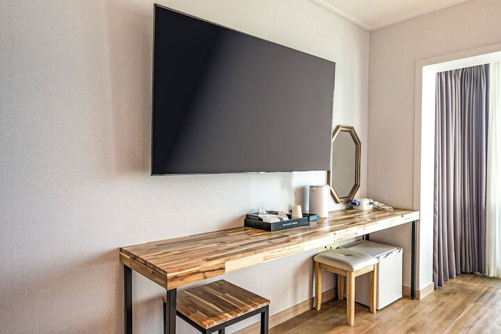 Room 13 of 39