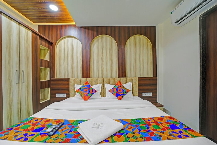 Room 14 of 26