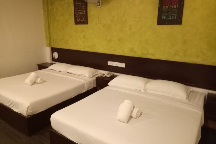 Room 27 of 75