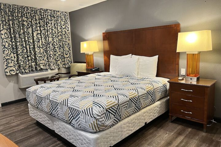 Room 21 of 50