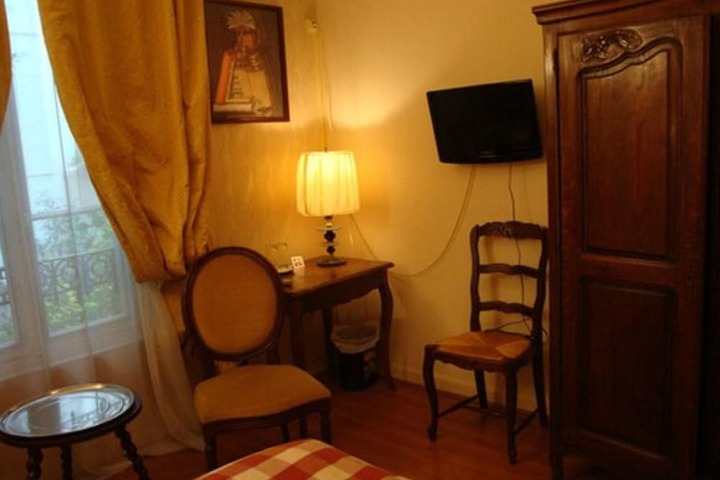 Room 14 of 41