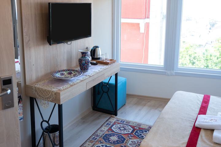 Room 25 of 46