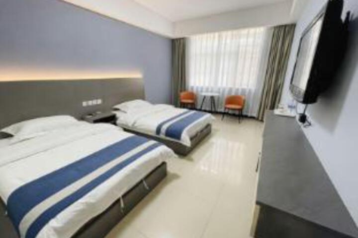Room 3 of 5