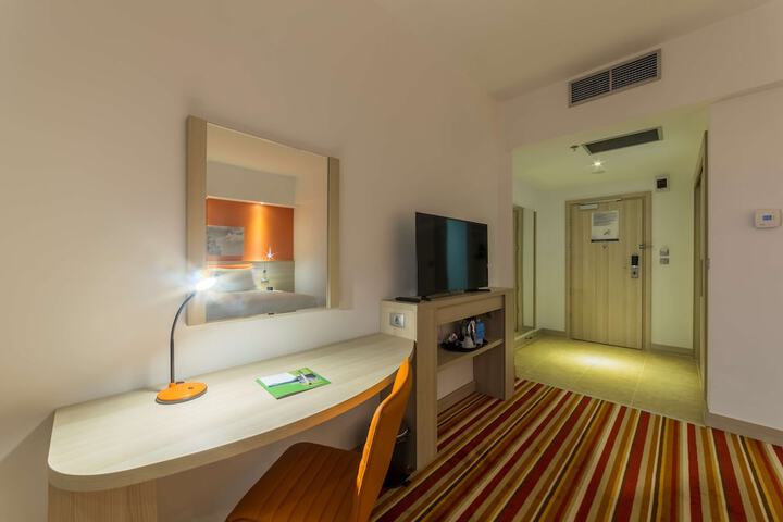 Room 20 of 41