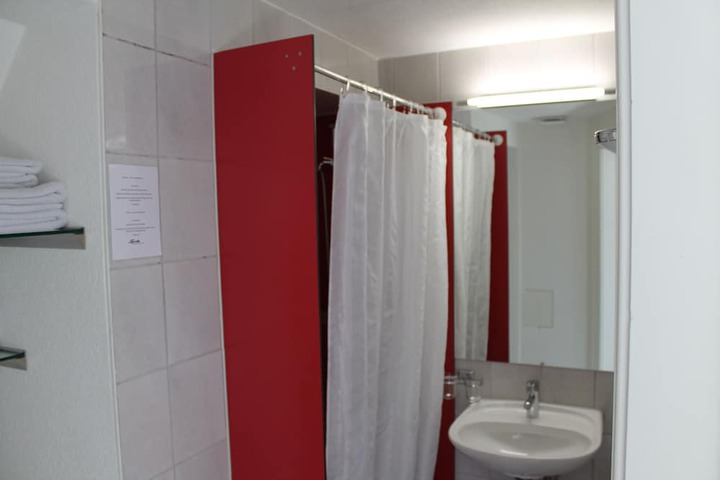 Room 19 of 31