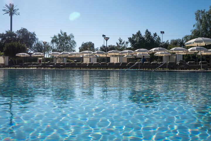 Pool Hotel