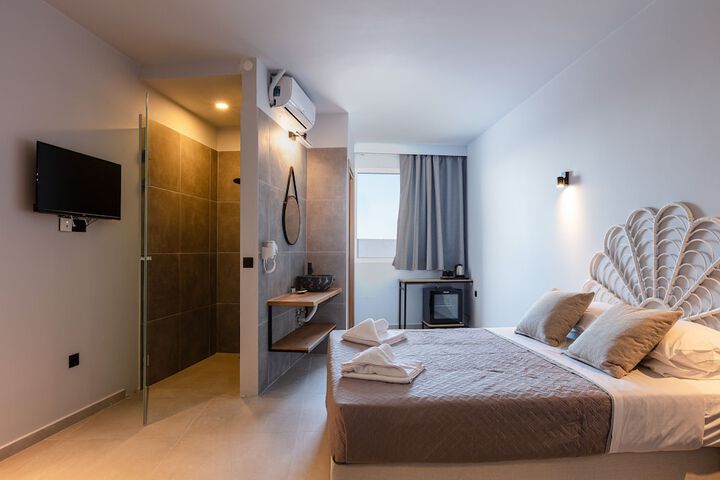 Room 20 of 69