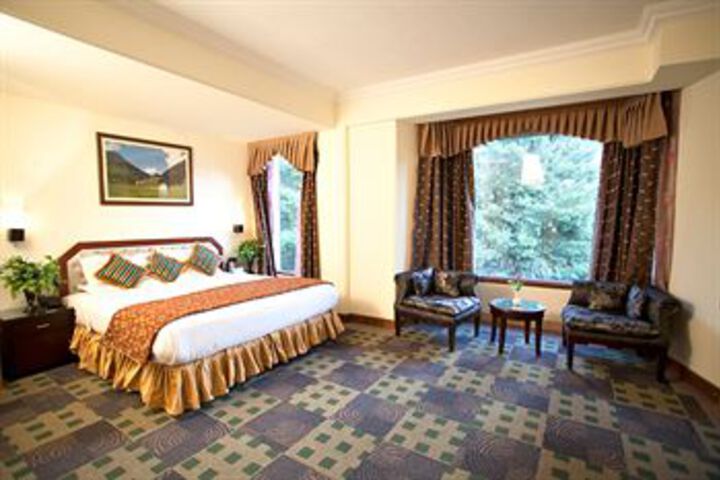Room 6 of 22