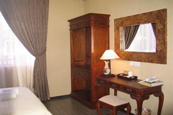Room 7 of 23