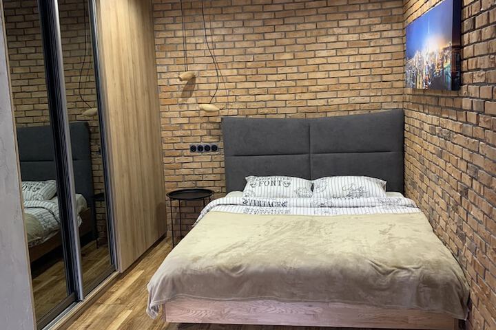 Room 25 of 62