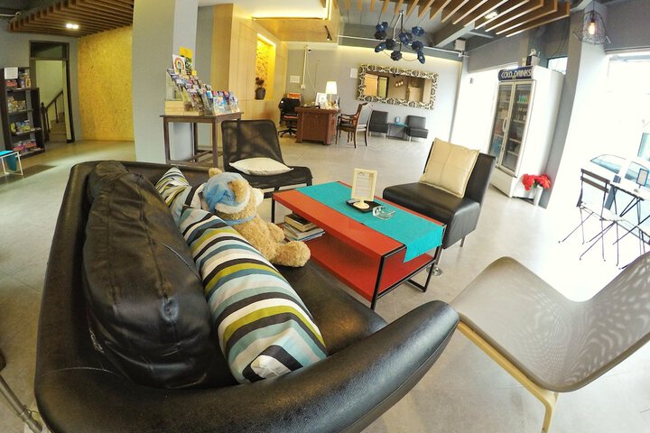 Guest Lobby