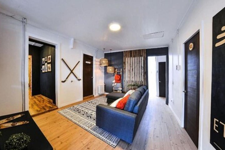 Room 21 of 57