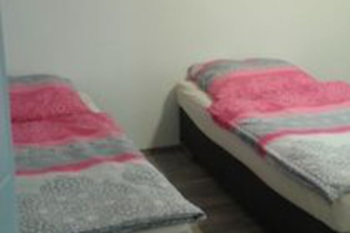 Room 37 of 54