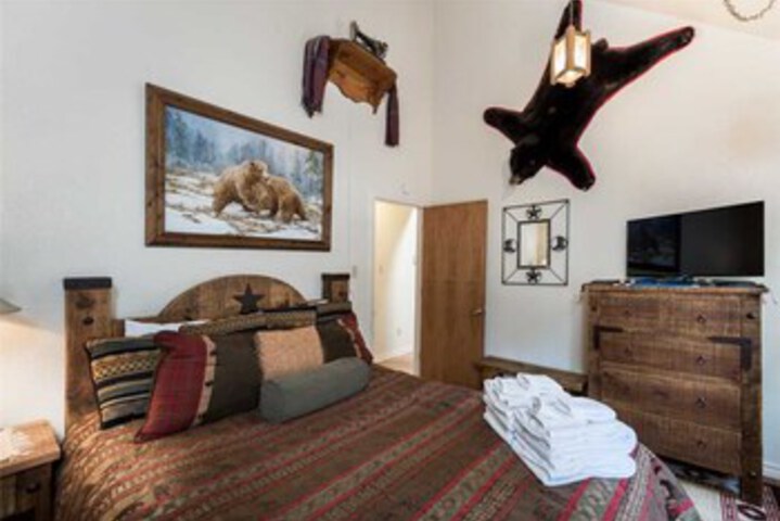Room 26 of 34
