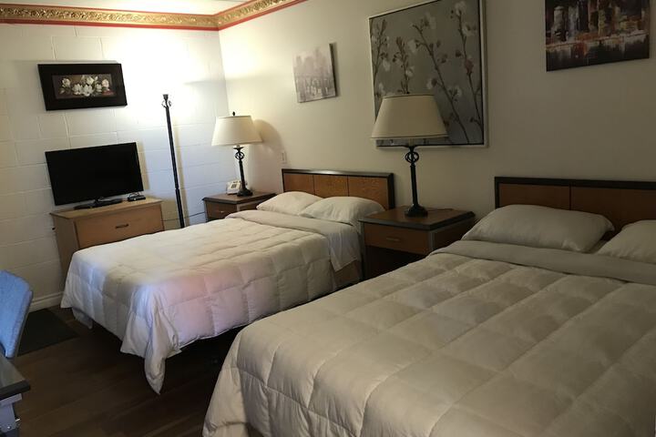 Room 37 of 60