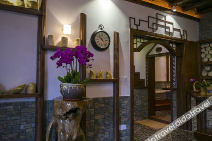 Hotel Interior 11 of 31