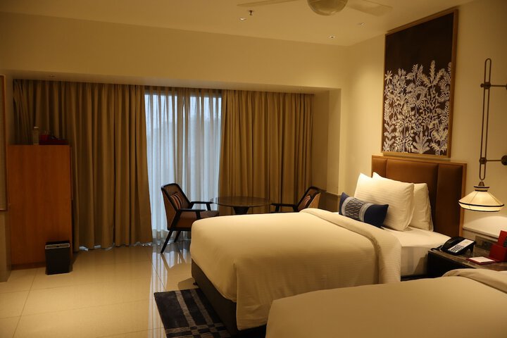 Room 9 of 71