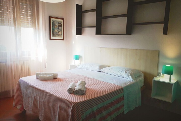 Room 9 of 24