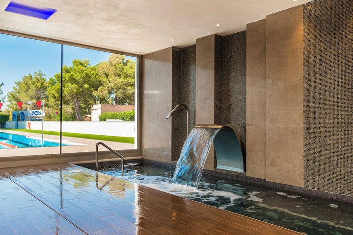 Relaxing Spa