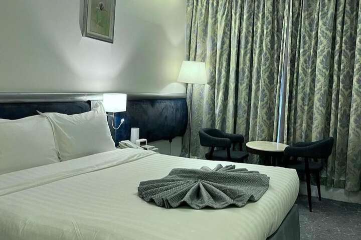 Room 21 of 59
