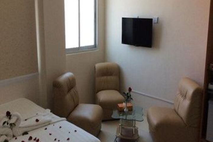Room 15 of 23