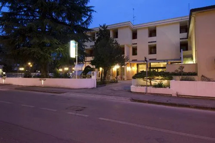 ALBERGO VERONA
