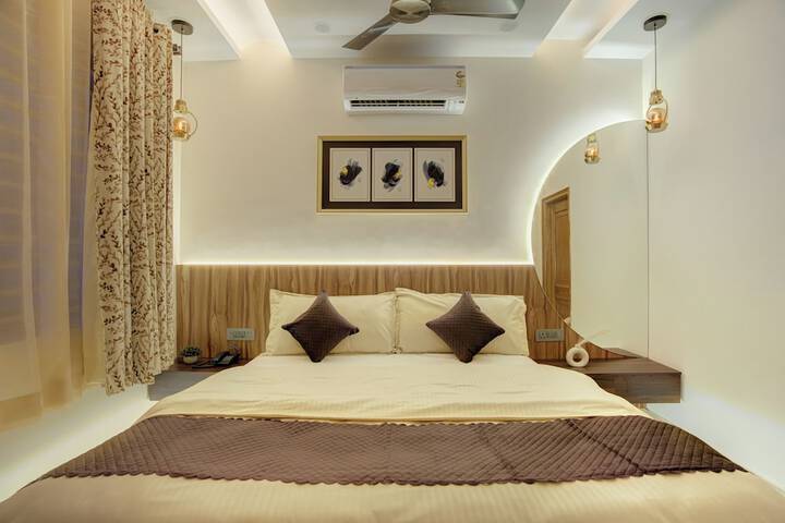 Room 14 of 29